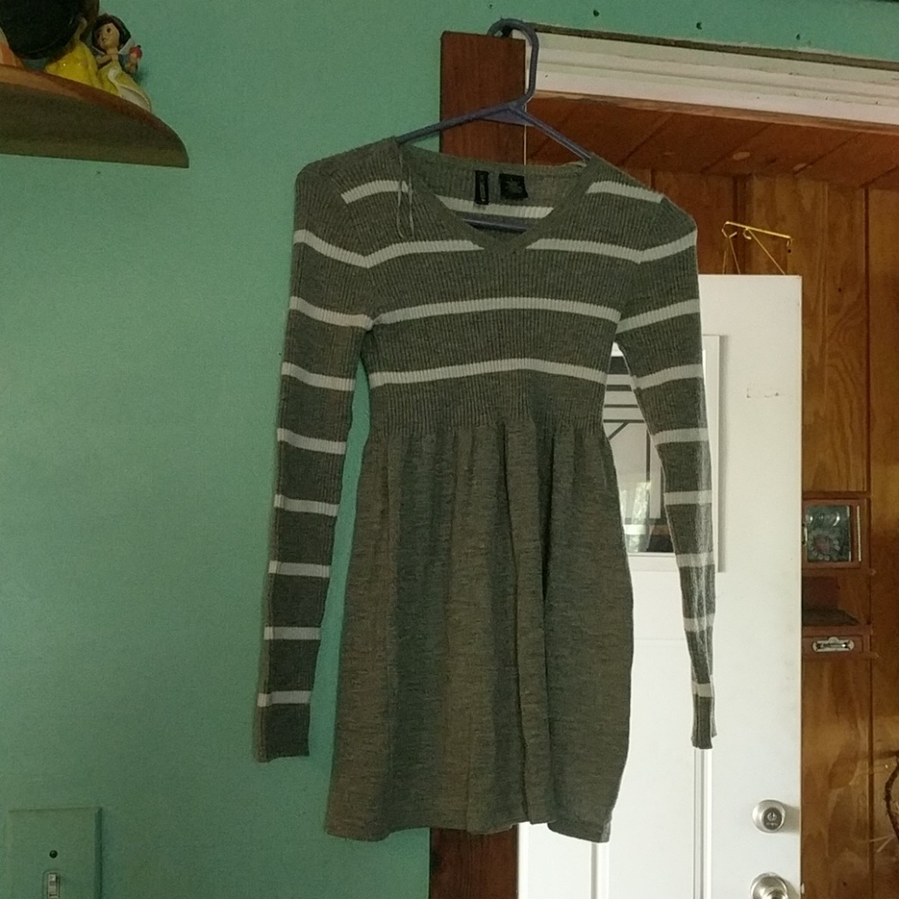 Dress sweater